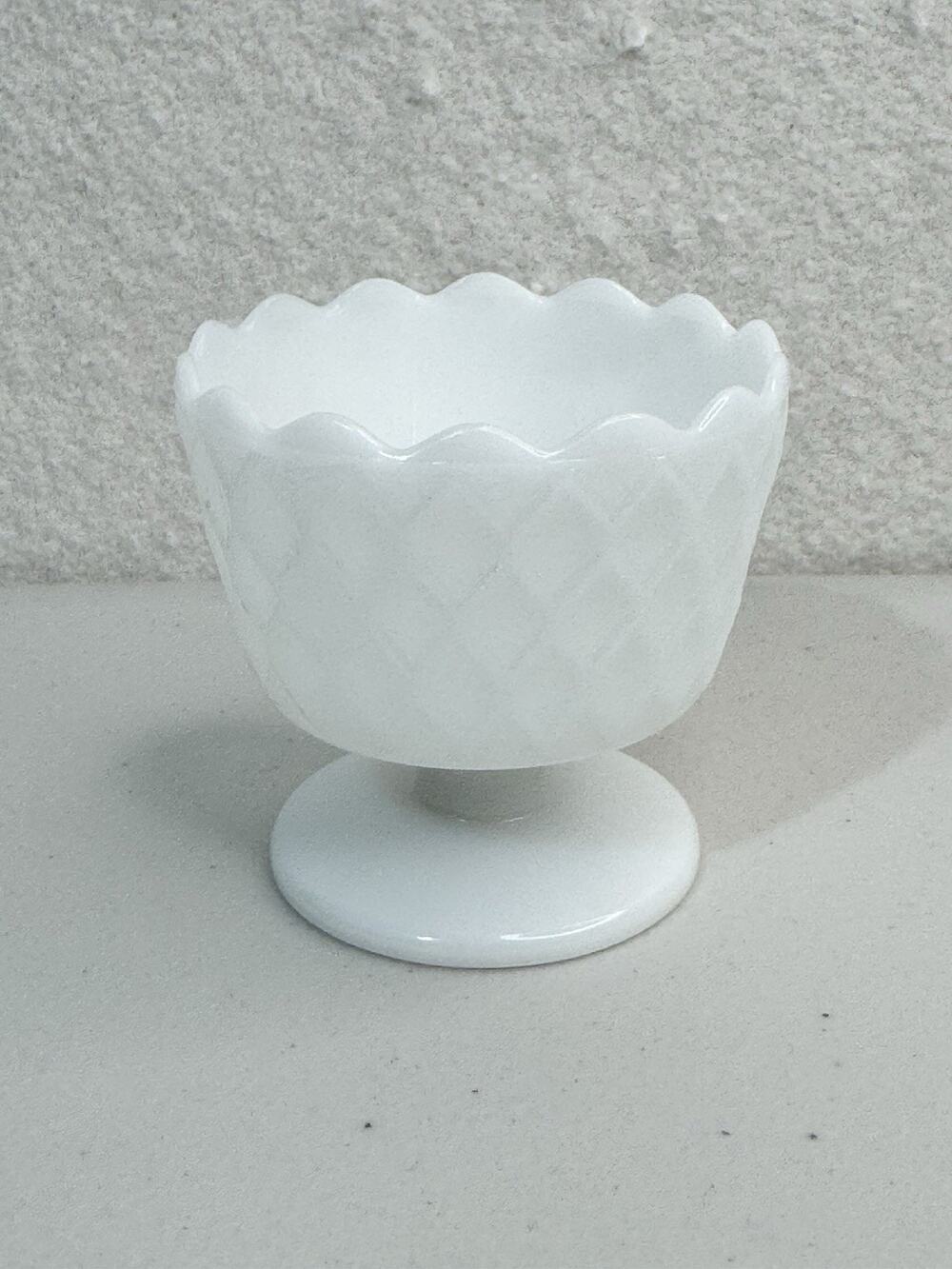 VTG EO Brody Honeycomb White Milk Glass Pedestal Compote Bowl Candy Dish Planter